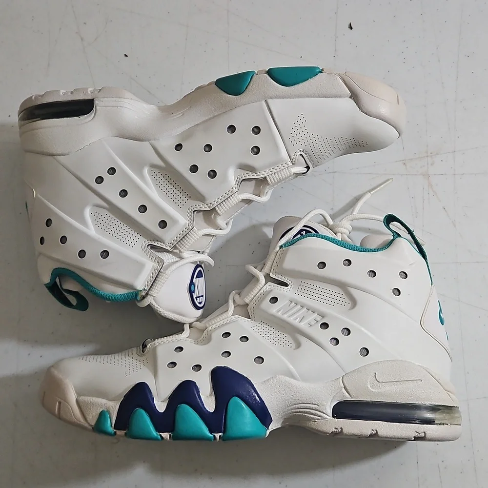 Nike Air Max Barkley Hyperfuse White Blue Teal Size 9 NEVER WORN-no Box - Picture 3 of 7